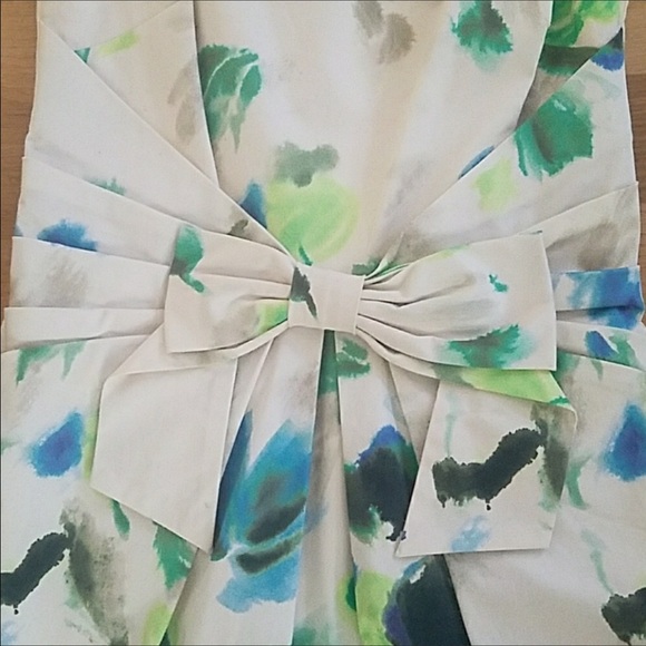 Dress - Picture 2 of 5